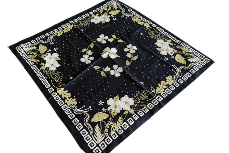 Who Sells Bandanas